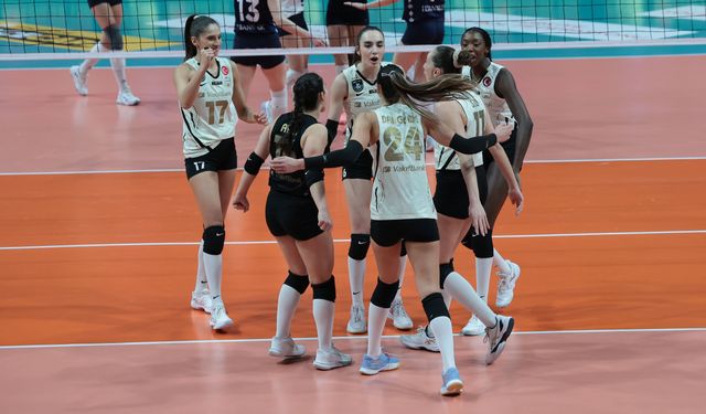 VakıfBank : 3-0 : İlbank