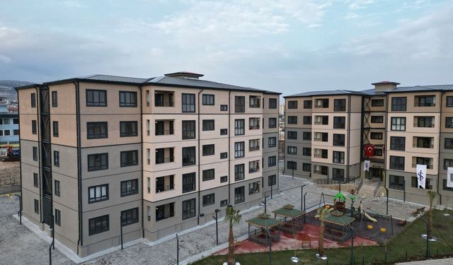 Adıyaman lojmanları, İş Bankası çalışanlarına teslim edildi