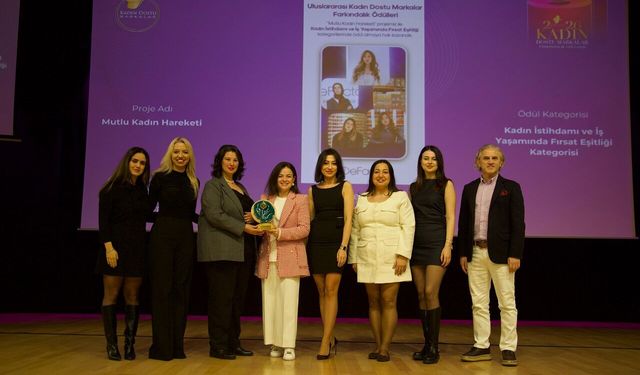 DeFacto, 'Kadın Dostu Markalar Ödülü'ne layık görüldü