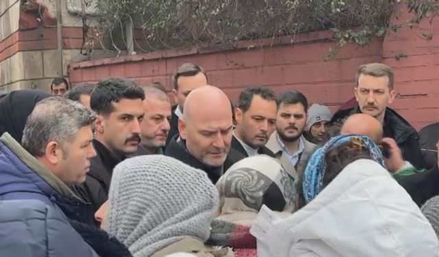 Fatih'te çöken binada hayatını kaybeden Semra Urunca son yolculuğuna uğurlandı