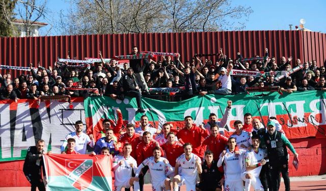 Karşıyaka dört dörtlük