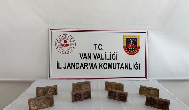 Van'da 3,5 milyon TL değerinde tarihi eserler ele geçirildi