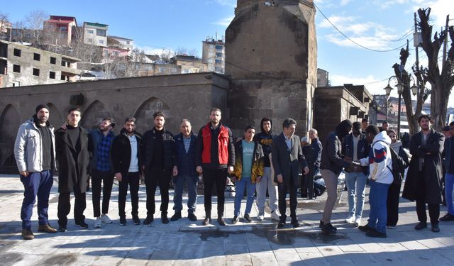 Yurt dışından gelen öğrenciler, Bitlis'in tarihi mekanlarını gezdi