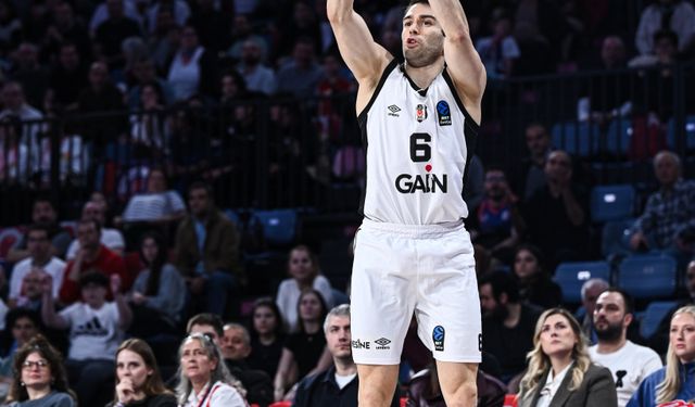 Bahçeşehir Koleji : 72-82 : Beşiktaş GAİN