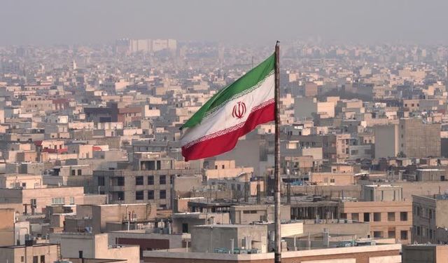 İran: B1 Köprüsü saldırısında 8 kişi hayatını kaybetti, 95 kişi yaralandı