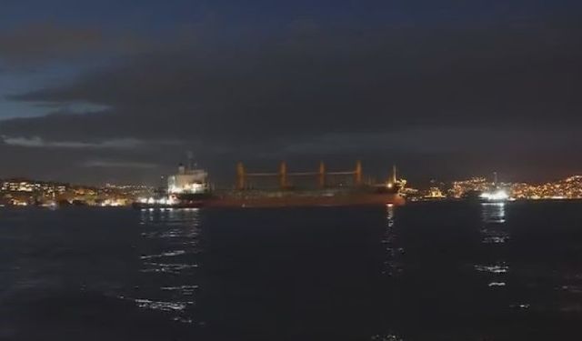 İstanbul Boğazı'nda gemi arızası; trafik çift yönlü askıya alındı