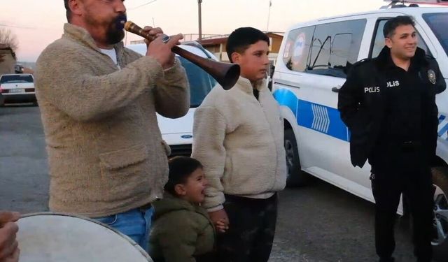Kavga ihbarına giden polise 'davullu-zurnalı' kutlama