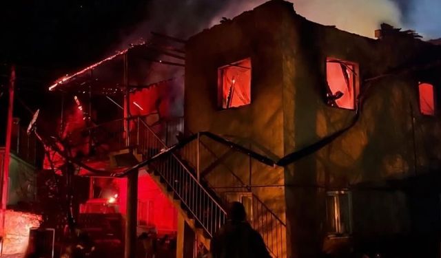 Kızı 'Melek'i yangında kaybedip evsiz kalan anne, hayata tutunmaya çalışıyor