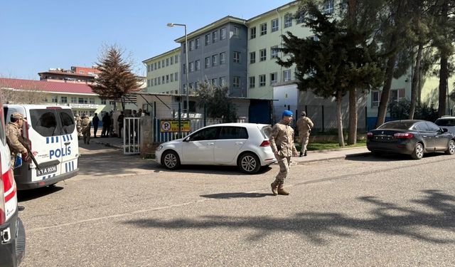 Şanlıurfa'da okula girip rastgele ateş açtı: 7 yaralı