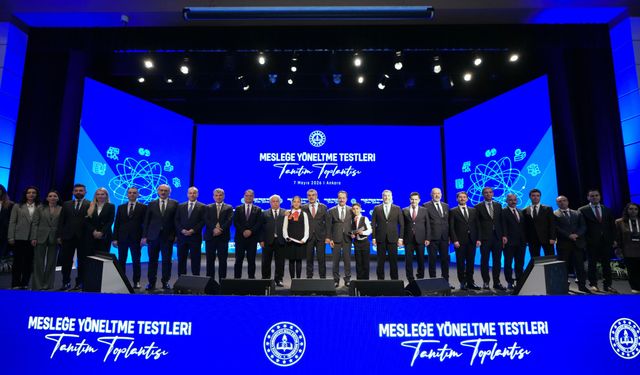 Bakan Tekin: Mesleğe yönlendirmedeki doğru adımlar bize ciddi katkı sağlayacak