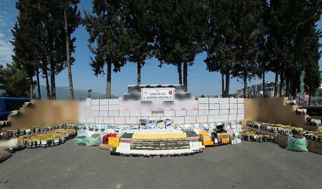 Bursa'da 2 milyon bandrolsüz makaron ele geçirildi