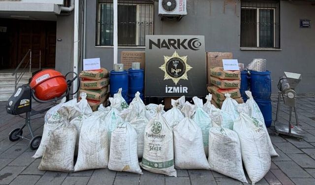 İzmir'de 11 milyon 904 bin 456 sentetik hap ele geçirildi