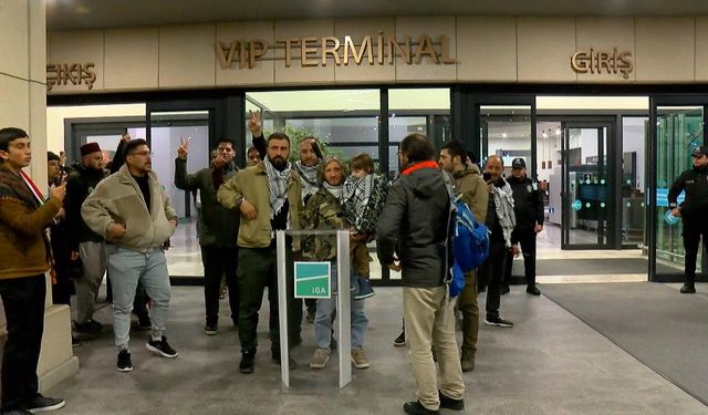 Sumud Filosu'ndaki aktivistlerden Hüseyin Oral, İstanbul'a geldi