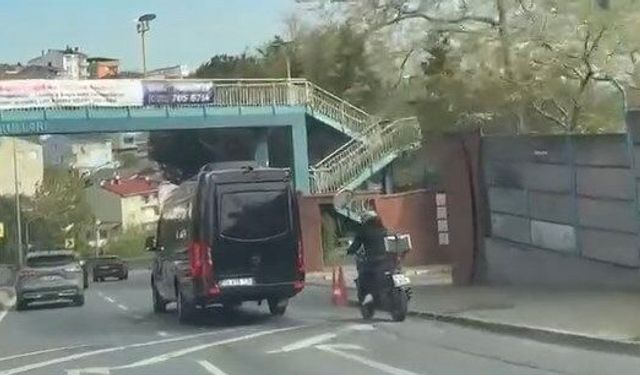 Sarıyer'de seyir halindeki motosikletliye minibüs çarptı