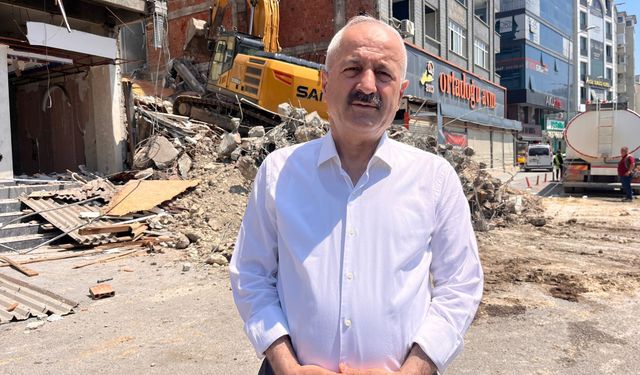 4 kişinin öldüğü çöken binanın çevresindeki yapıların yıkımına başlandı