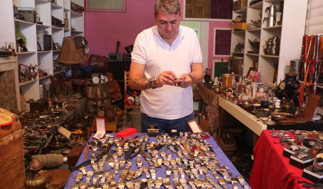 Dedesinin hediye ettiği saat tutkuya dönüştü; 25 senede 500 saat biriktirdi