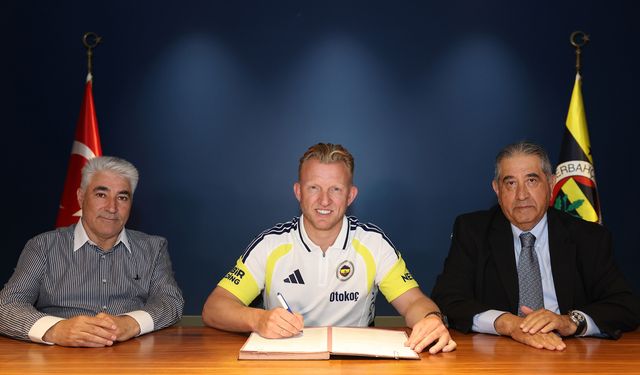 Dirk Kuyt, Fenerbahçe'ye yardımcı antrenör olarak geri döndü