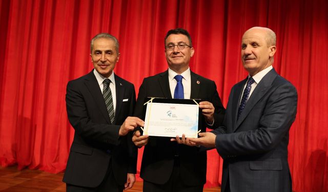 İYTE'ye 'spor dostu kampüs' ödülü