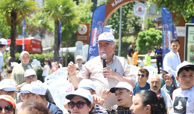 Kağıthane Belediye Başkanı Öztekin, vatandaşların talep ve önerilerini dinledi