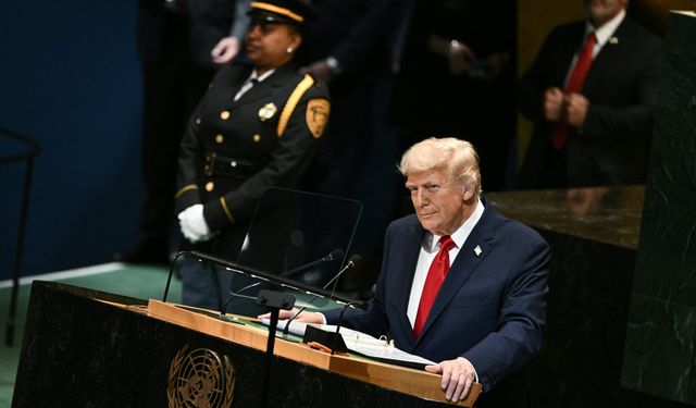 Lübnan Cumhurbaşkanı Avn ile ABD Başkanı Trump, telefonda görüştü