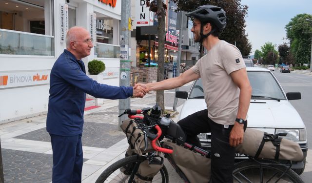 Milano'dan Tokyo'ya uzanan bisiklet yolculuğuna Düzce molası