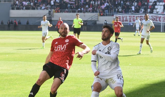 Altay'da yaprak dökümü sürüyor