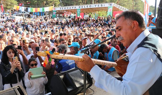 Erzurum'un Şenkaya ilçesinde 20 bin kişi festivalde buluştu