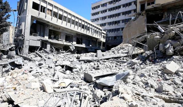 İsrail'in Lübnan'a düzenlediği saldırılarda hayatını kaybedenlerin sayısı 4 bin 304'e yükseldi