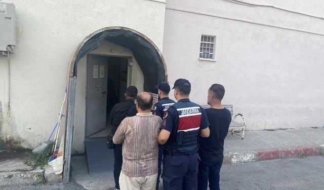 Mersin'de 200 milyon liralık arsa dolandırıcılığı noterde engellendi