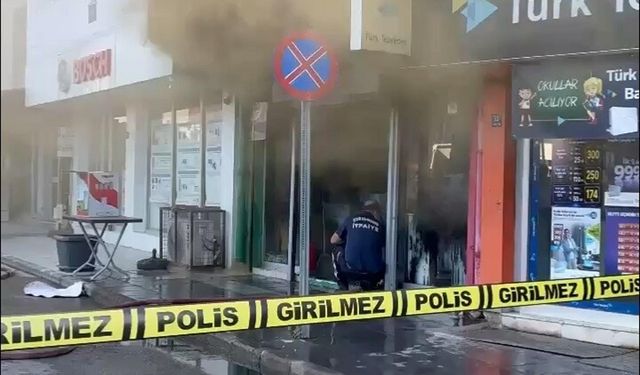 Aydın'da mobilya mağazasında yangın