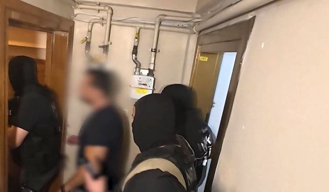 Kırmızı bültenle Faslı kadın Avcılar'da yakalandı