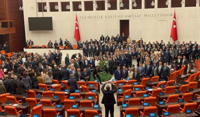 'Çerçeve yasa' teklifi büyük bir mutabakatla meclisten geçti