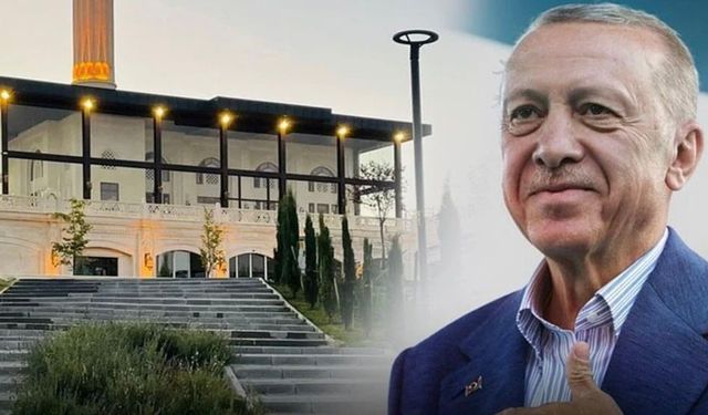 Cumhurbaşkanı Erdoğan, cuma namazını Süleyman Bölünmez Eğitim Vakfı Camii'nde kıldı