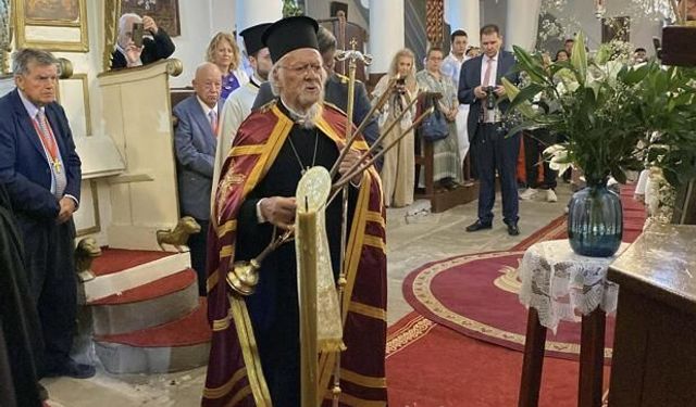 Fener Rum Patriği Bartholomeos, Çanakkale'de ayine katıldı