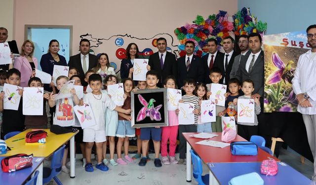 Iğdır’da anaokulu öğrencileri Har-ı Bülbül çizimlerini boyadı