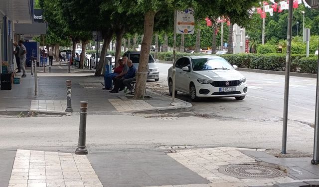Adana Saimbeyli'de 4.8 ve 4.9, Osmaniye Sumbas'ta 5.2 büyüklüğünde deprem