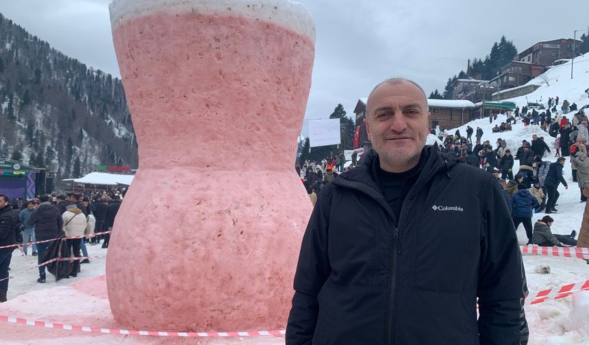 Ayder'de kar festivali kayakla başladı; kardan çay bardağı görücüye çıktı