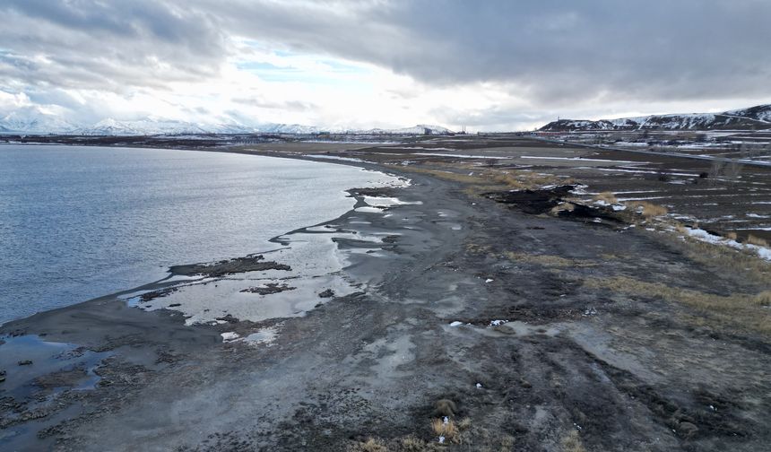 Rektör Elmastaş: 'Göl ekosistemlerini doğrudan besleyen akış henüz oluşmadı'