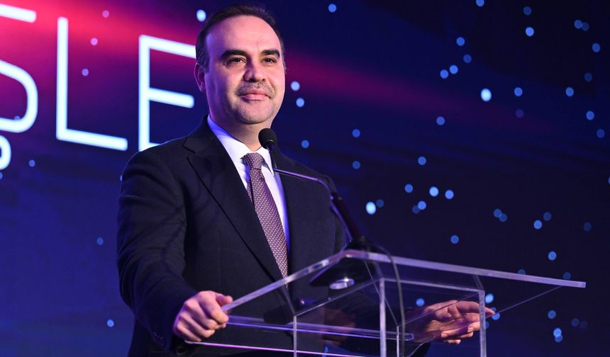 Bakan Kacır: Yapay Zeka Eylem Planı için öneri sunumu başladı