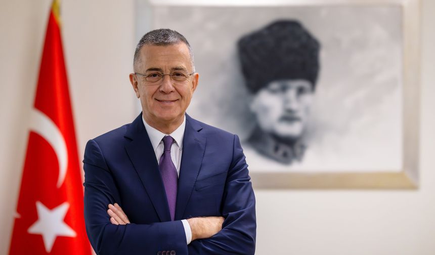 Yeditepe Üniversitesi Rektörü Prof. Dr. Durman: Eğitim bir başlangıç, farkı sizin yaptıklarınız yaratır