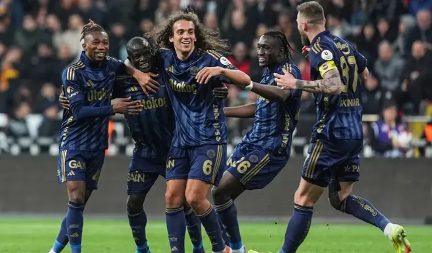 Zecorner Kayserispor : 0-4 : Fenerbahçe