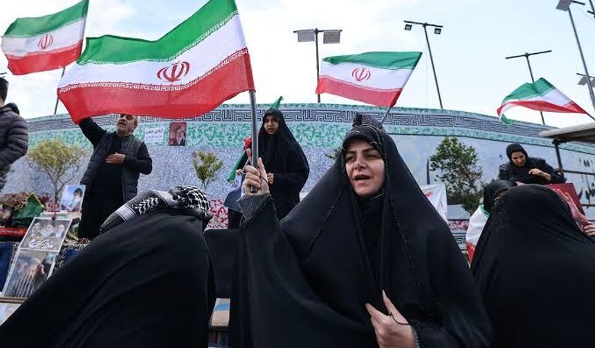 İran: Herhangi bir yanlış hamle, düşmanı Hürmüz Boğazı'nda ölümcül bir girdaba hapsedecek