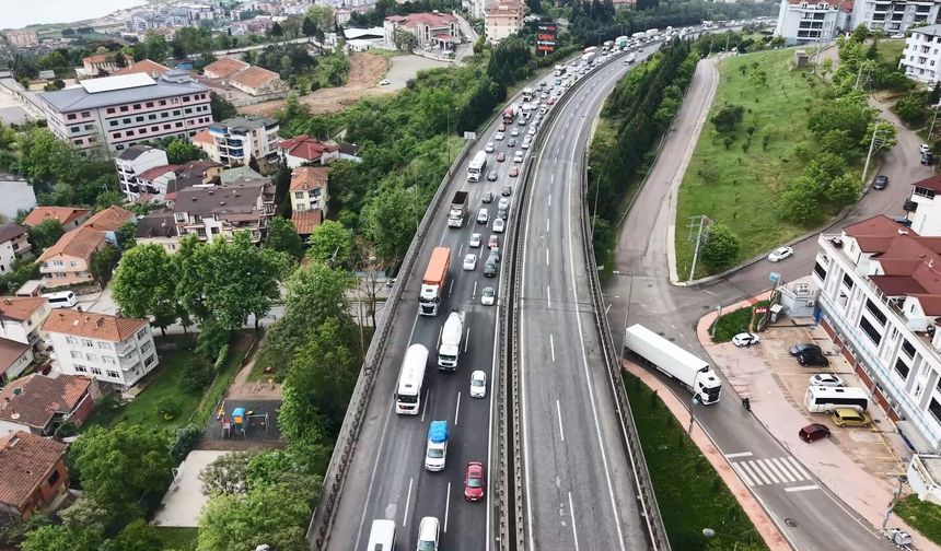 TEM'in Kocaeli geçişinde bayram yoğunluğu