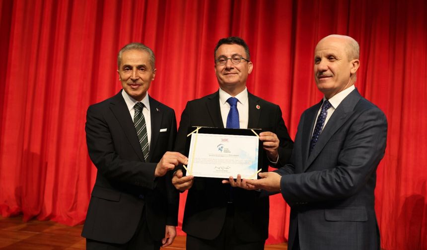 İYTE'ye 'spor dostu kampüs' ödülü
