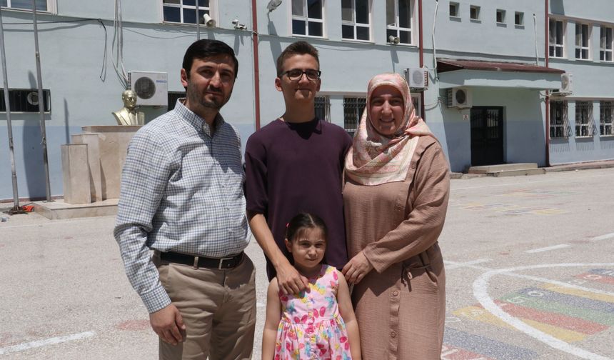 TYT'de Türkiye birincisi olan Uslu: Düzenli ve disiplinli çalıştım