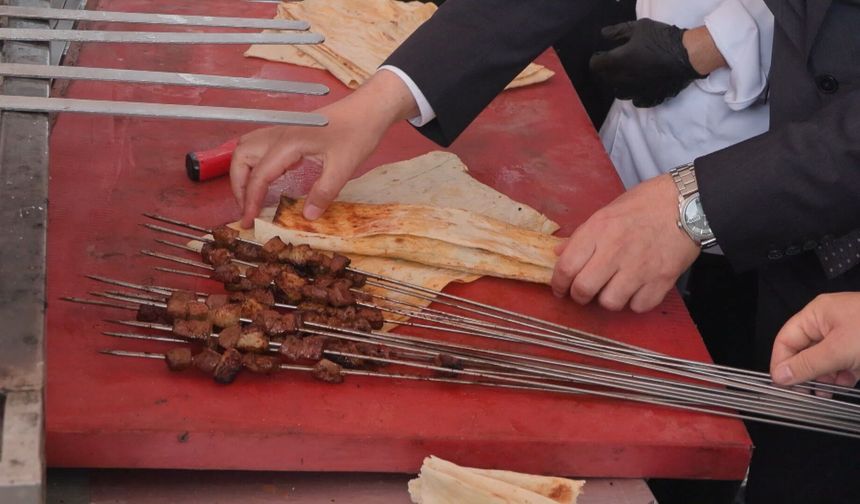 Uluslararası Adana Lezzet Festivali'ne İstanbul'da renkli tanıtım